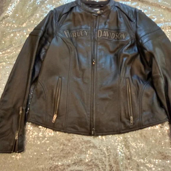 Harley-Davidson Black Leather Jacket - Picture 6 of 8